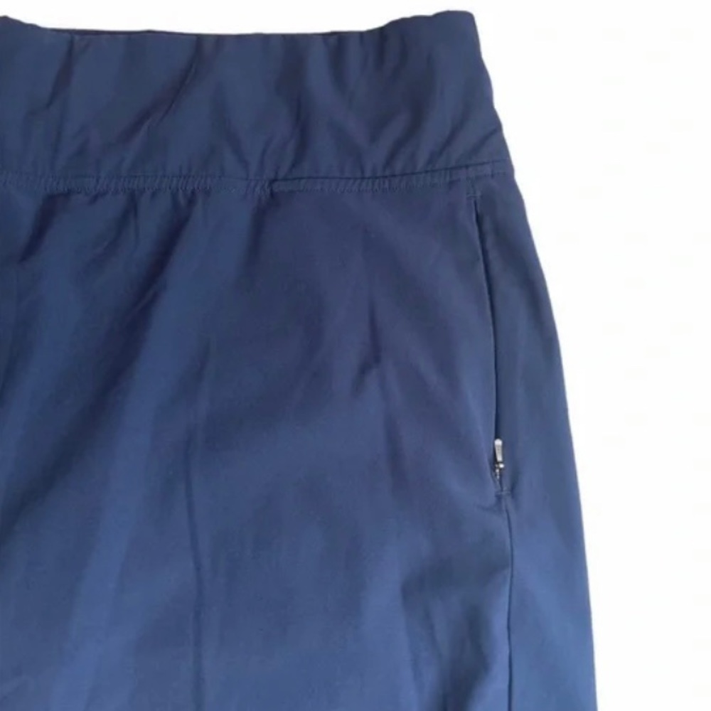Cloudveil size M navy skort - Picture 3 of 11